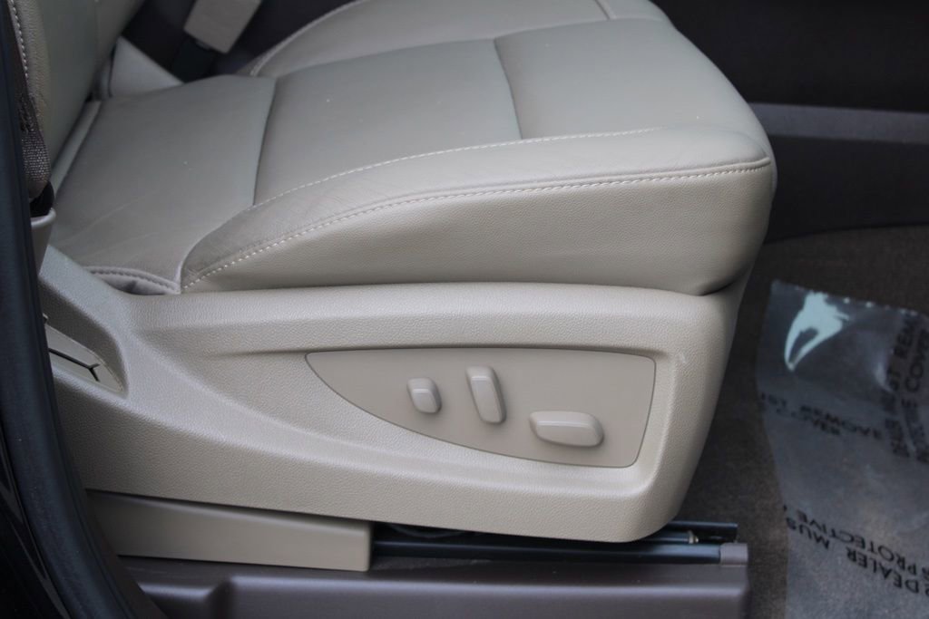 Used 2016 GMC Sierra 1500 SLT w/ SLT Premium Package image 19