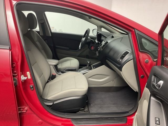 Used 2015 Kia Forte LX w/ Popular Package image 21