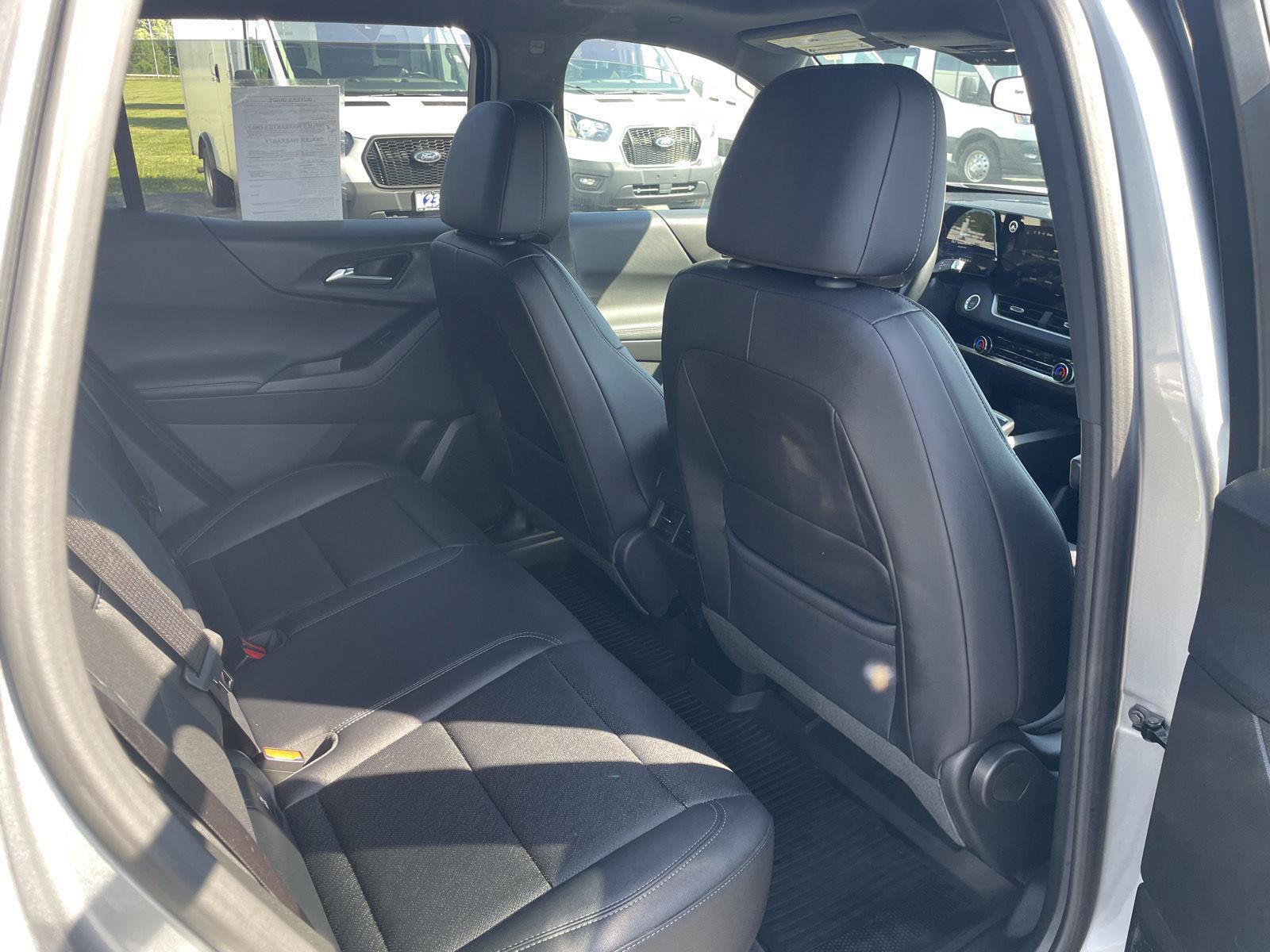 Used 2026 Chevrolet Equinox LT w/ Convenience Package II AWD/4WD image 29