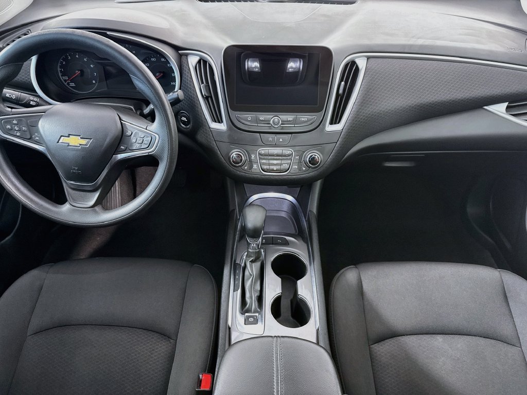 Used 2024 Chevrolet Malibu LT FWD image 14