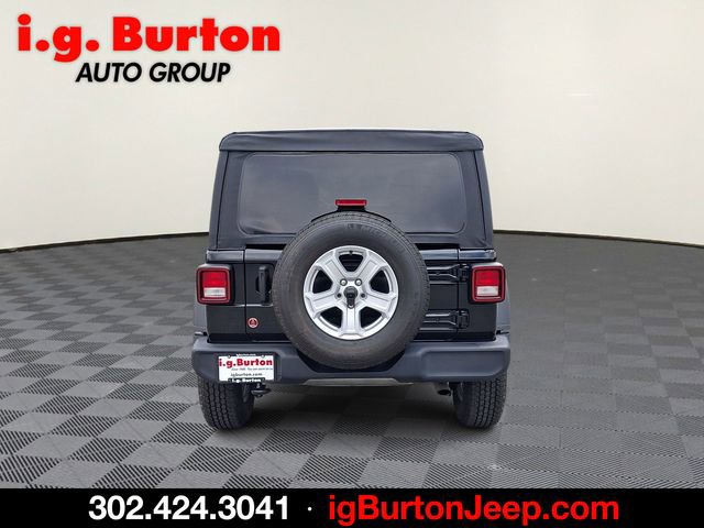 Used 2022 Jeep Wrangler Unlimited Sport AWD/4WD image 5