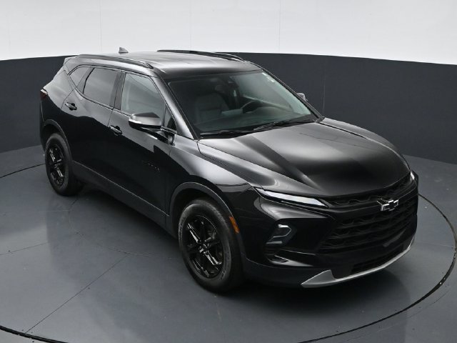 Used 2023 Chevrolet Blazer LT w/ Midnight/Sport Edition AWD/4WD image 32