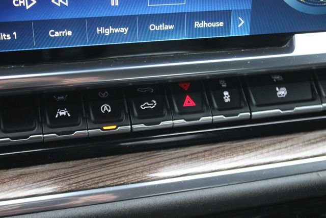 Used 2024 Chevrolet Silverado 1500 LT image 9