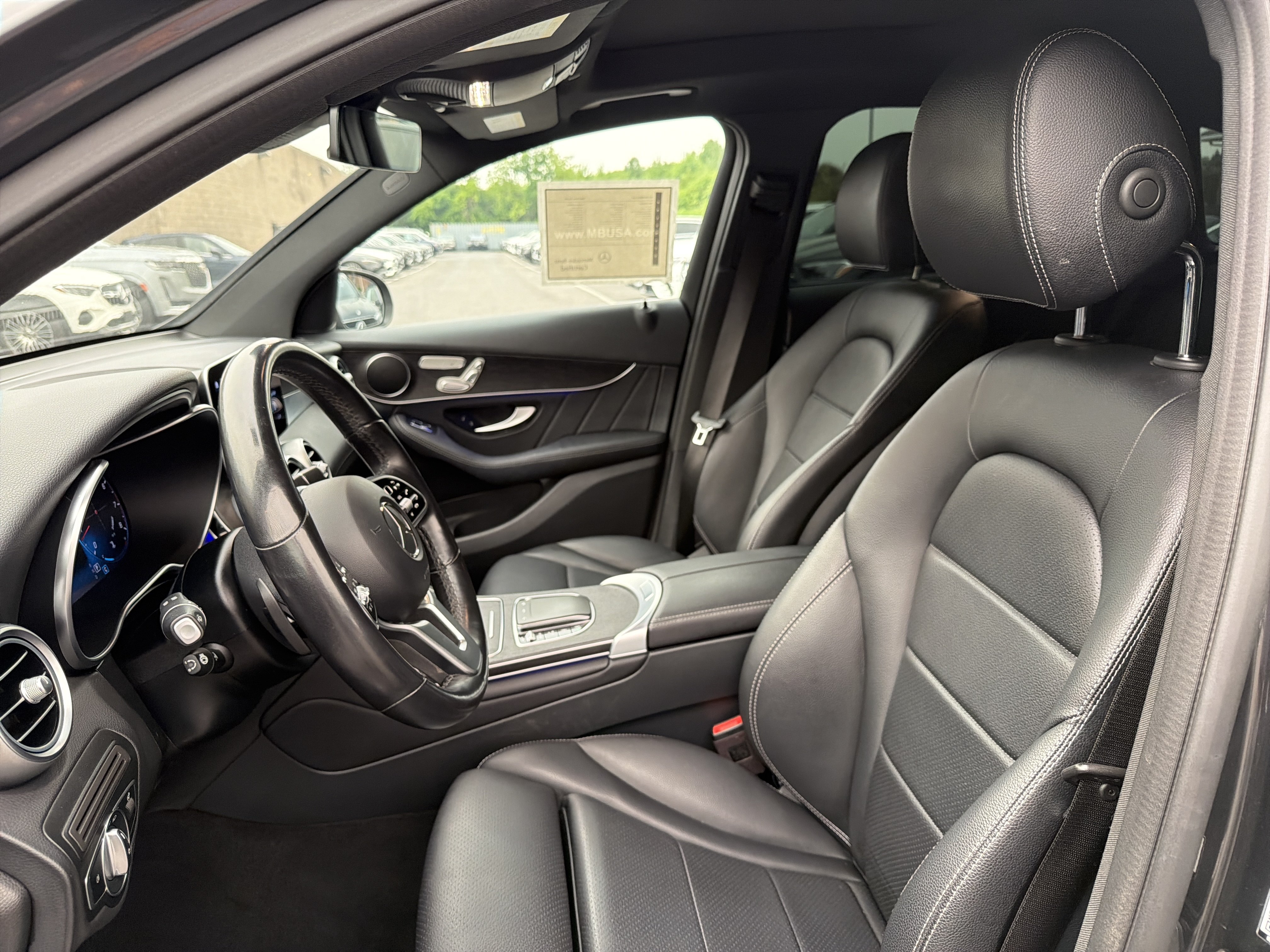 Used 2022 Mercedes-Benz GLC 300 4MATIC image 9