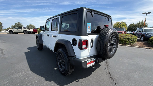 Used 2024 Jeep Wrangler Unlimited Sport AWD/4WD image 6