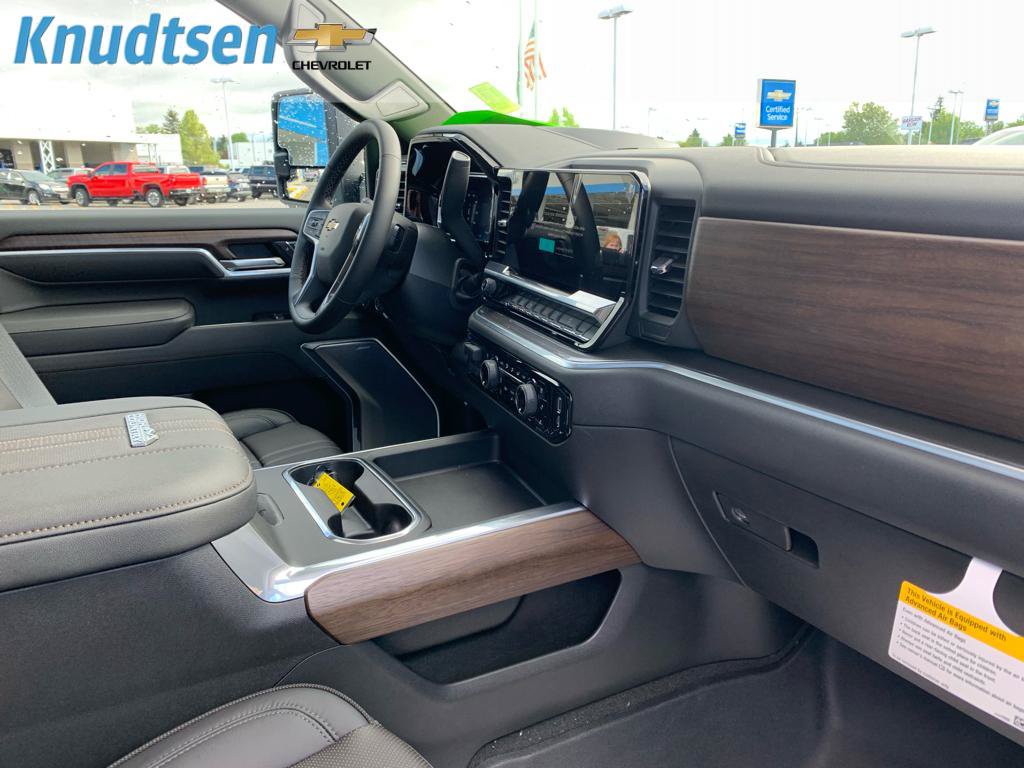 New 2026 Chevrolet Silverado 2500 High Country w/ Technology Package AWD/4WD image 14