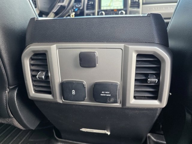 Used 2019 Ford F350 Lariat w/ Chrome Package image 11