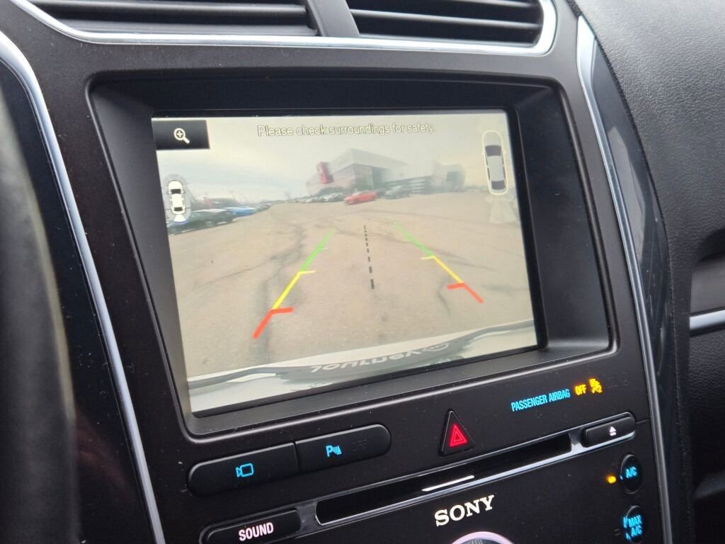 Used 2016 Ford Explorer Limited image 26