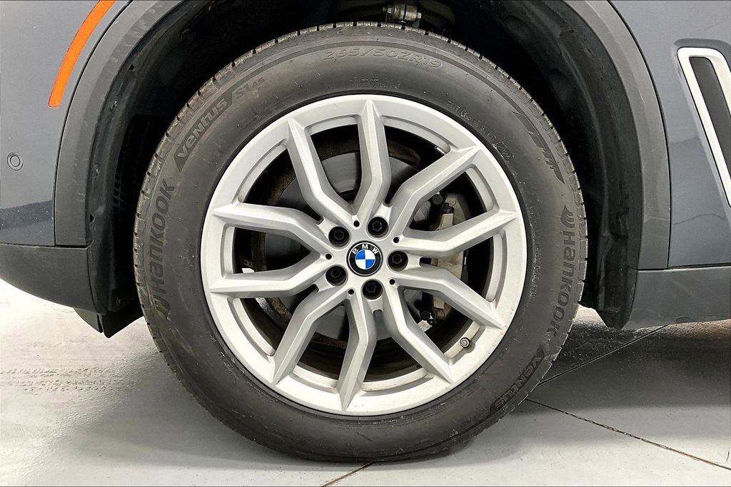 Used 2020 BMW X5 xDrive40i w/ Convenience Package image 11