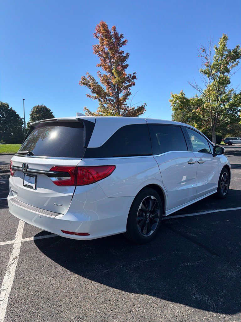 Certified 2024 Honda Odyssey Elite image 6