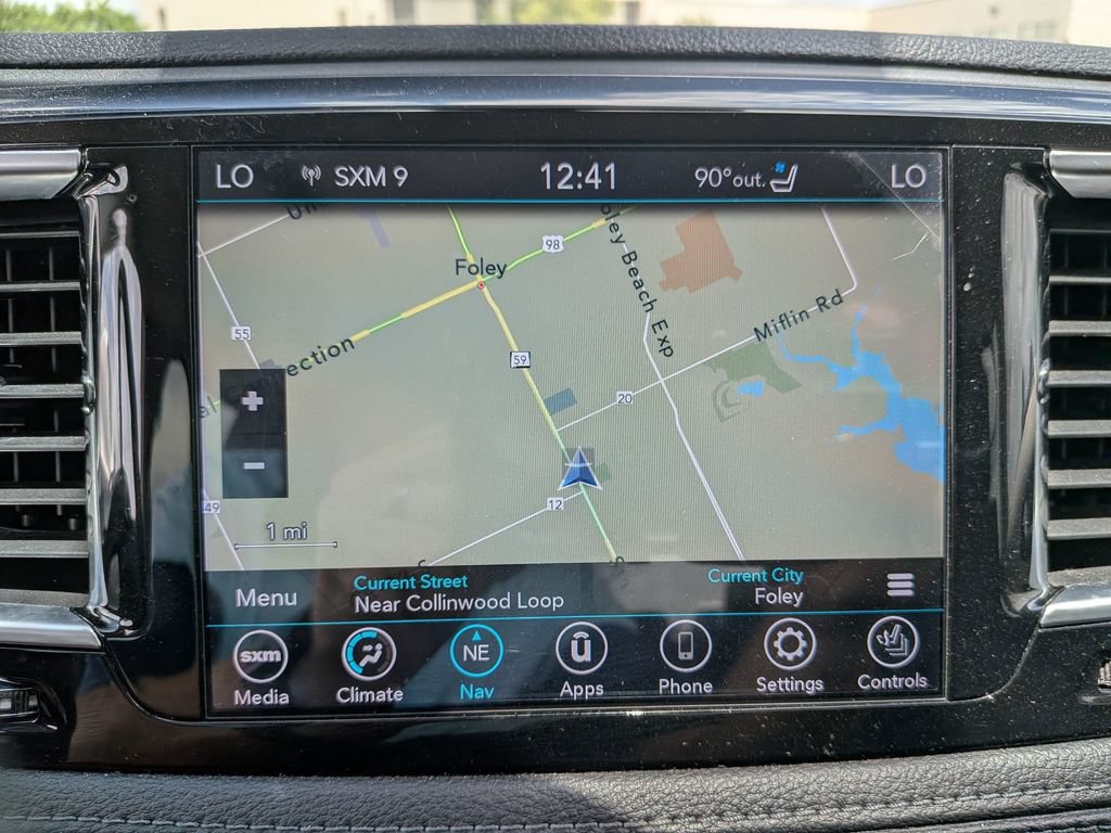 Used 2020 Chrysler Pacifica Limited w/ Advanced Safetytec Group FWD image 27