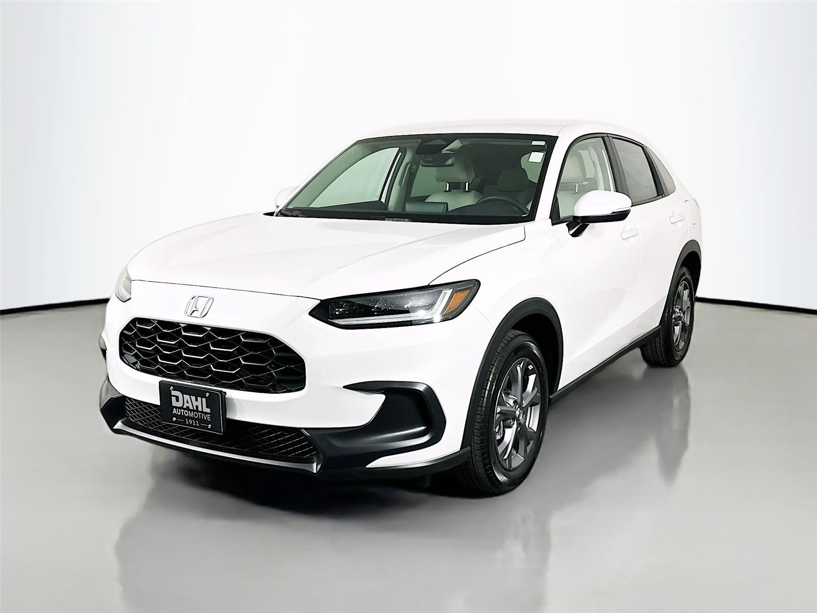 New 2026 Honda HR-V LX image 4