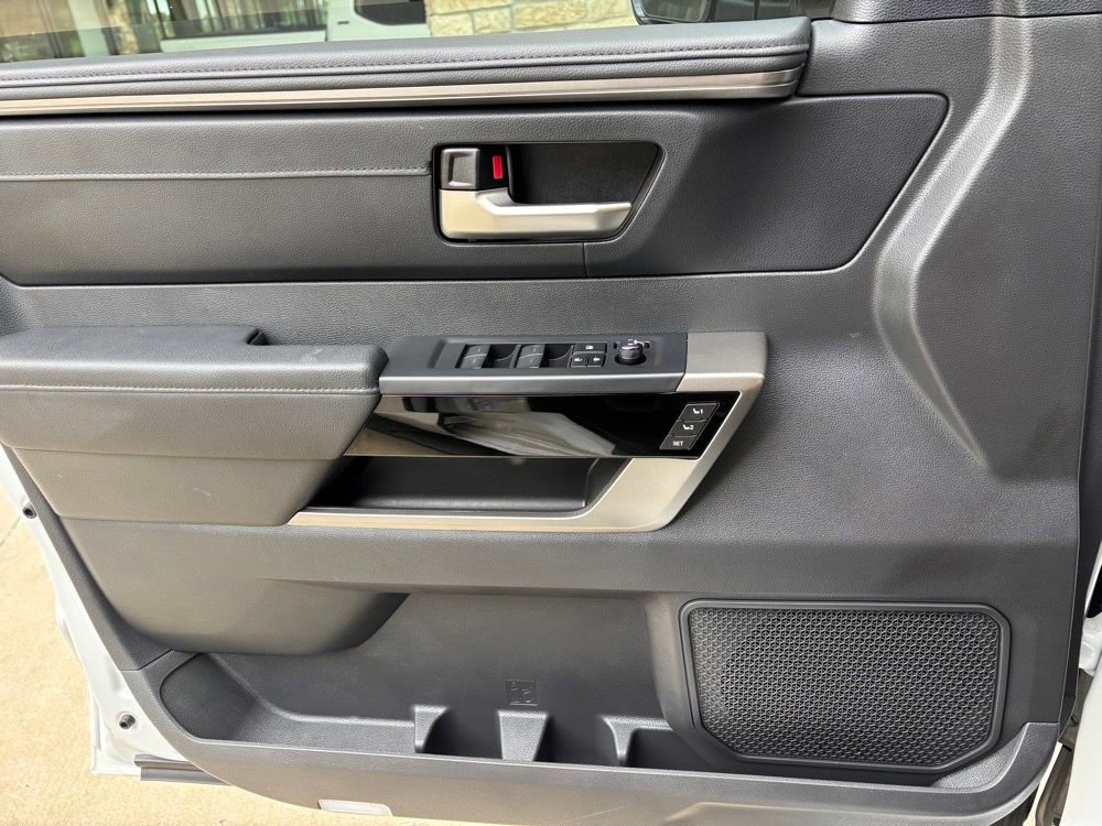 New 2024 Toyota Tundra Limited w/ Power Package image 26