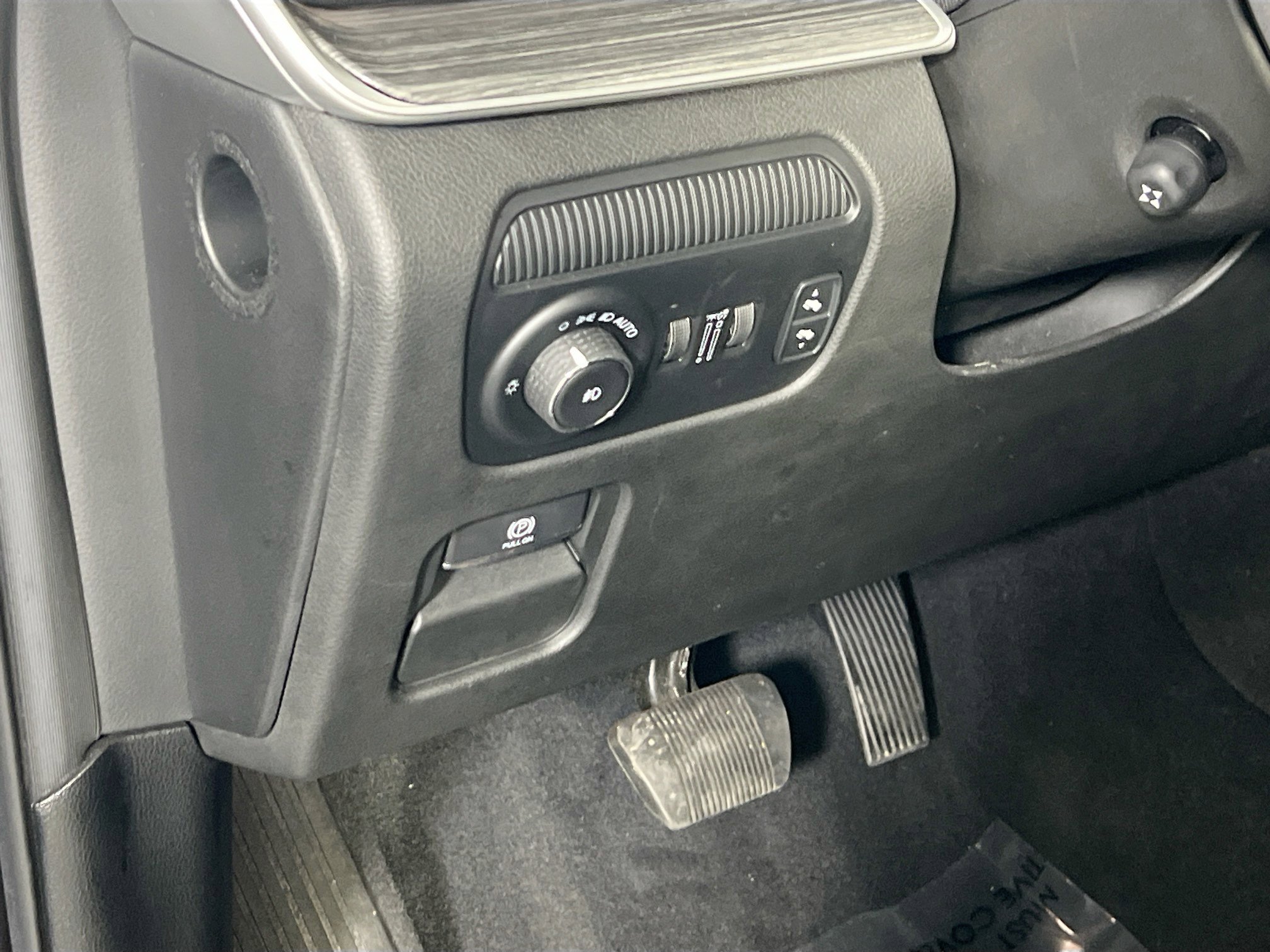 Used 2022 Jeep Wagoneer Series II w/ Premium Group I image 10