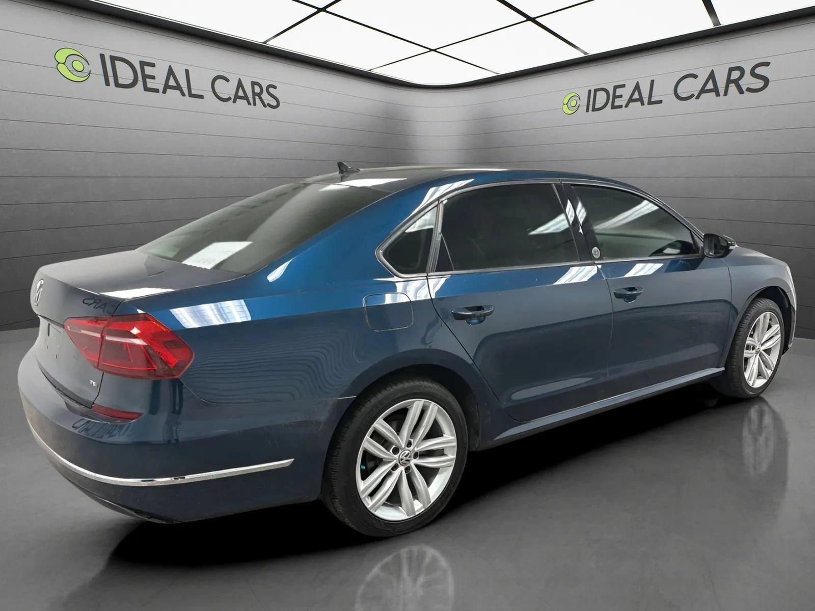 Used 2019 Volkswagen Passat 2.0T Wolfsburg FWD image 5