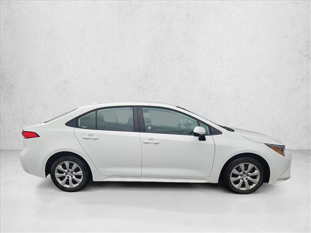 Used 2026 Toyota Corolla LE FWD image 4