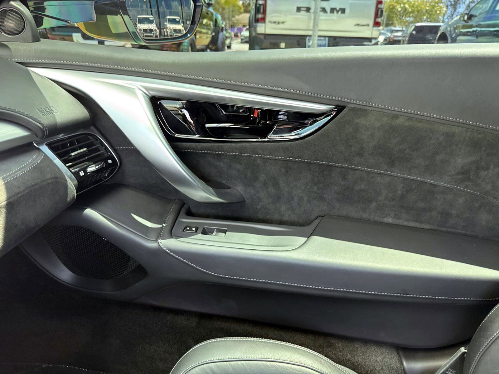 Used 2017 Acura NSX AWD/4WD image 22