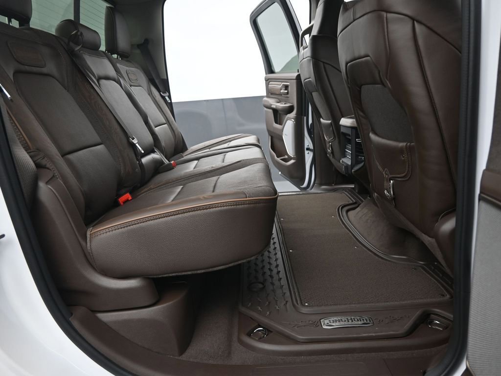 New 2025 RAM 1500 Limited image 15