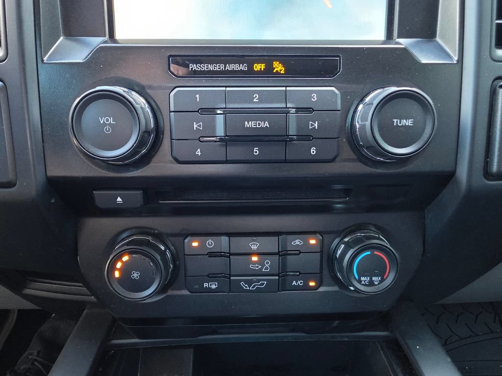 Used 2018 Ford F150 XL w/ Equipment Group 101A Mid RWD image 10