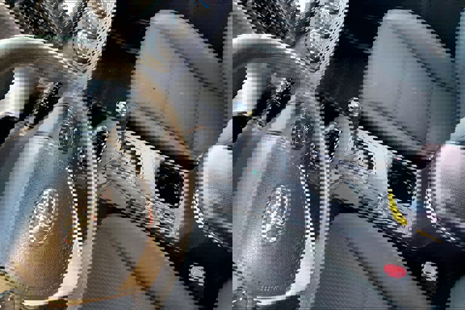 Used 2017 Toyota RAV4 LE image 15