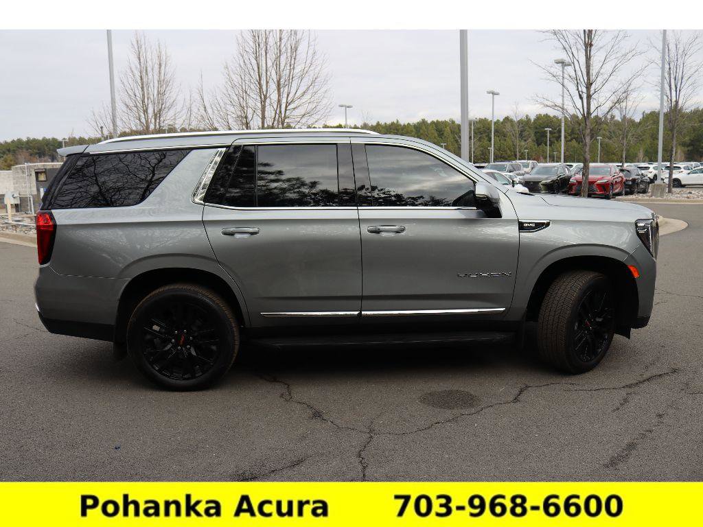 Used 2024 GMC Yukon SLT w/ SLT Premium Package image 8