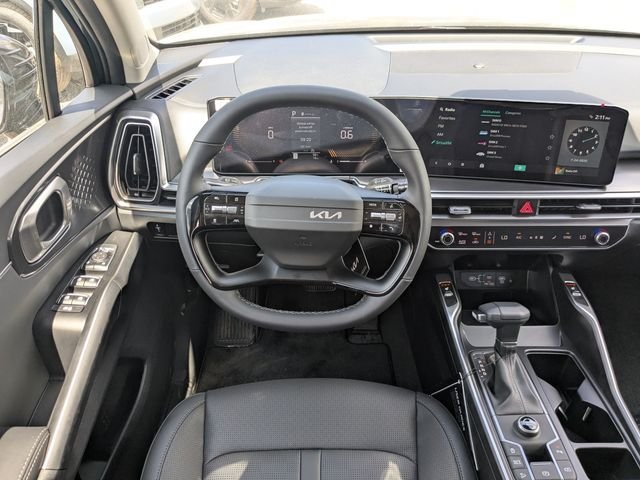 New 2026 Kia Sorento S w/ S Panoramic Sunroof Package FWD image 17
