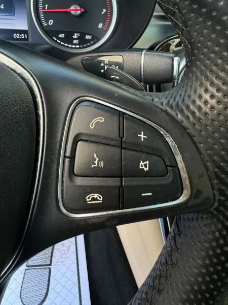 Used 2016 Mercedes-Benz GLC 300 image 31