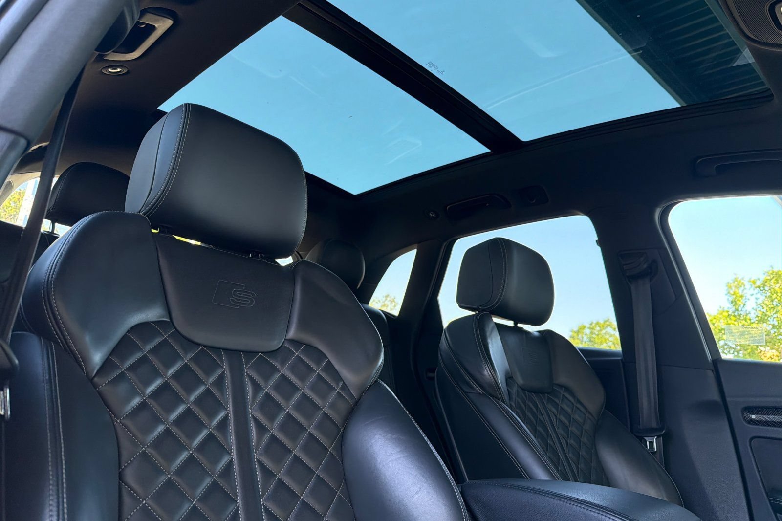 Used 2021 Audi SQ5 Premium Plus w/ Premium Plus Package AWD/4WD image 16