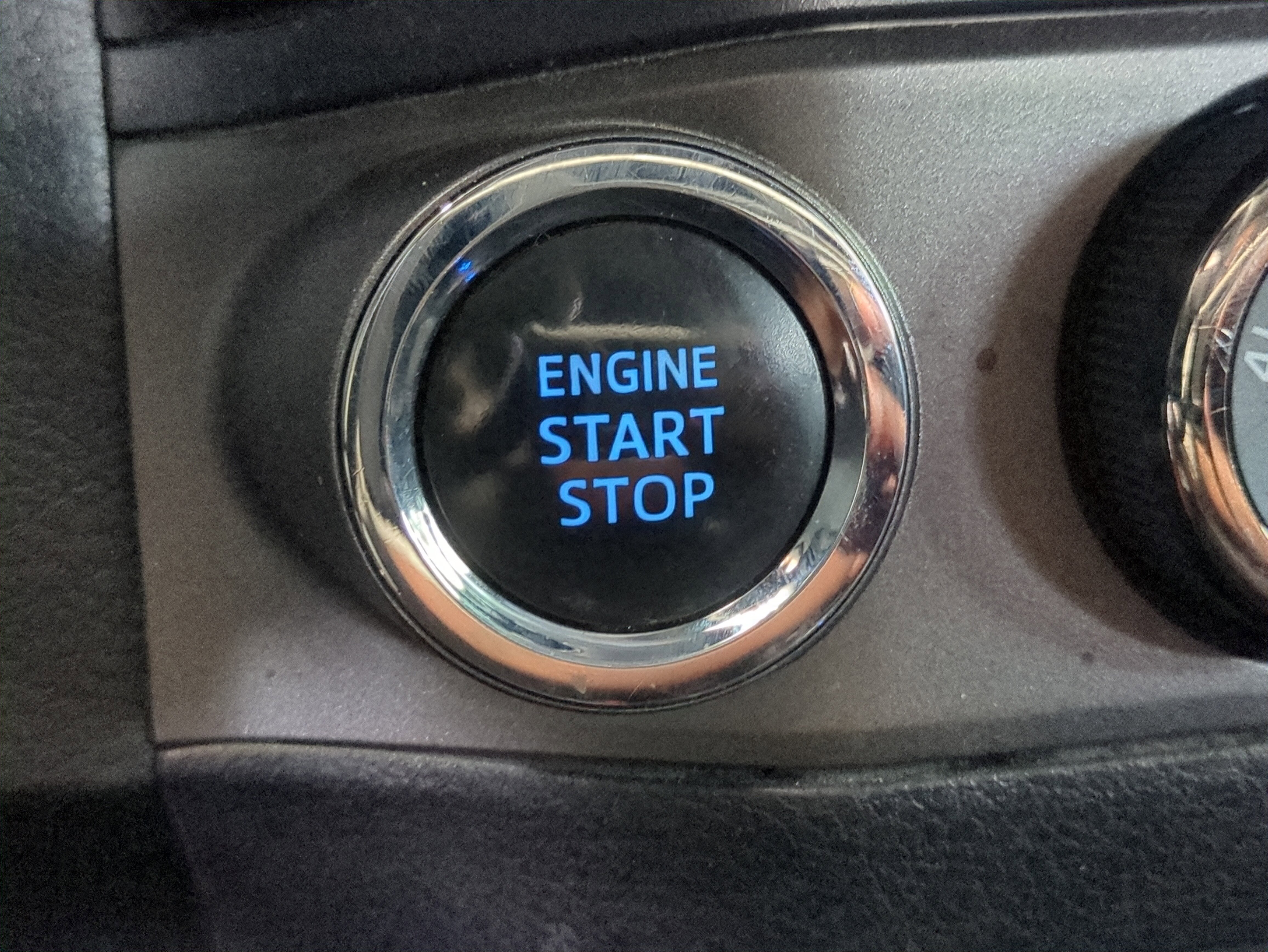 Used 2018 Toyota Tacoma TRD Off-Road image 30