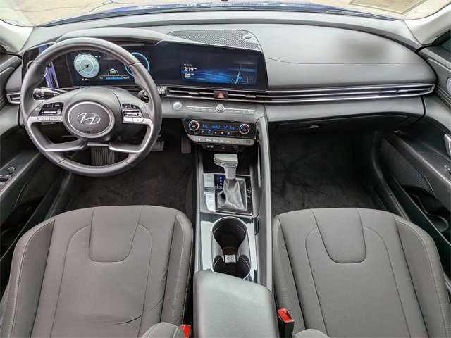 Used 2023 Hyundai Elantra SEL w/ Convenience Package image 29