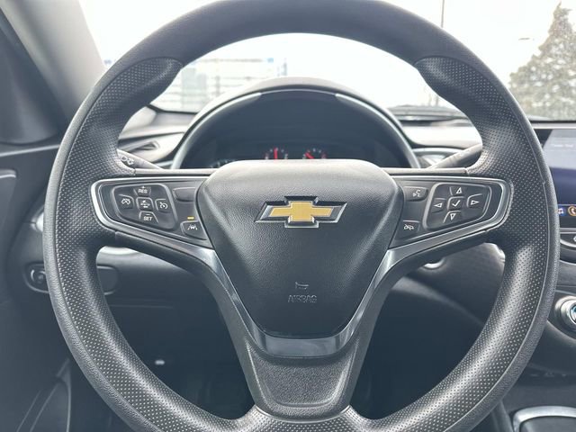 Used 2023 Chevrolet Malibu LT FWD image 19