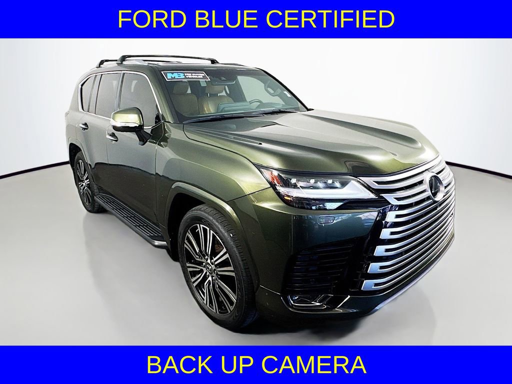 Used 2022 Lexus LX 600 4WD w/ Luxury Package image 3