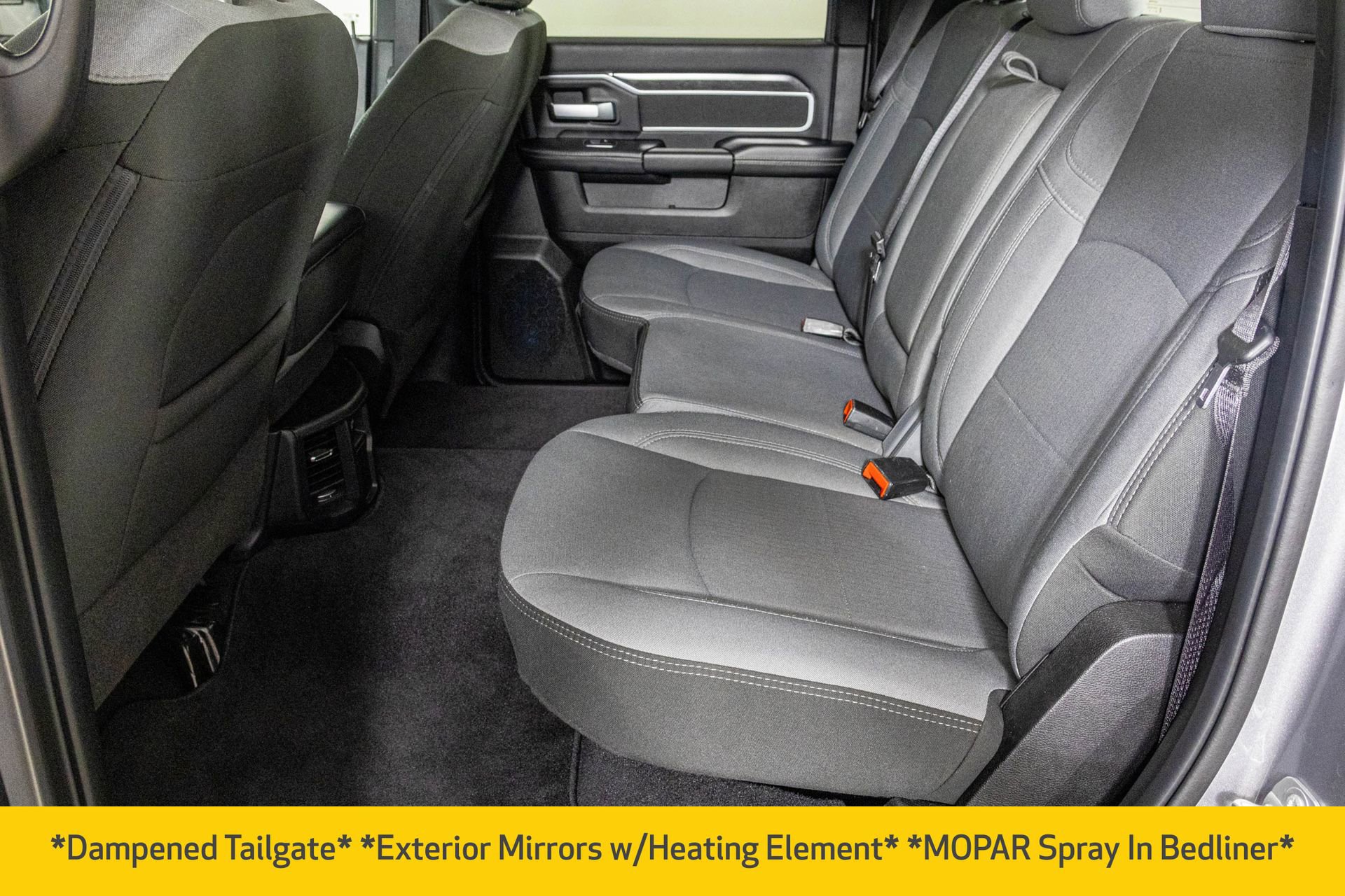 Used 2024 RAM 2500 Big Horn w/ Safety Group image 32