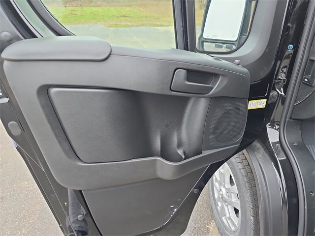 New 2025 RAM ProMaster 3500 w/ Quick Order Package 22G SLT image 20