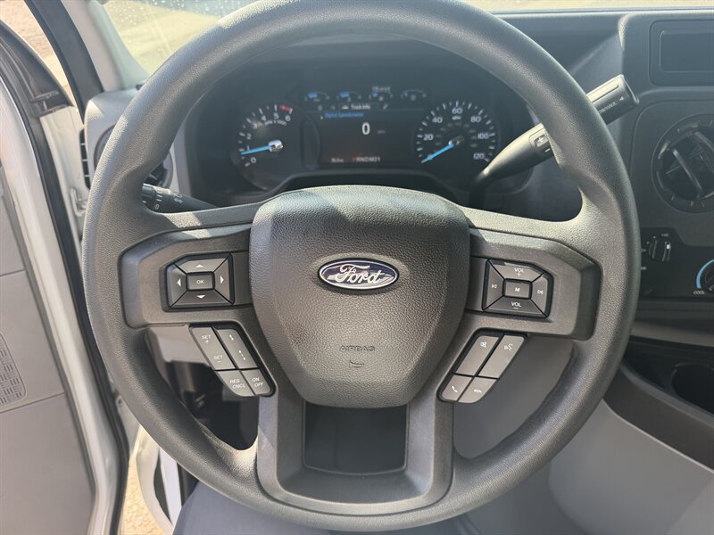 Used 2024 Ford E-450 and Econoline 450 Super Duty w/ Driver's Safety Package RWD image 15