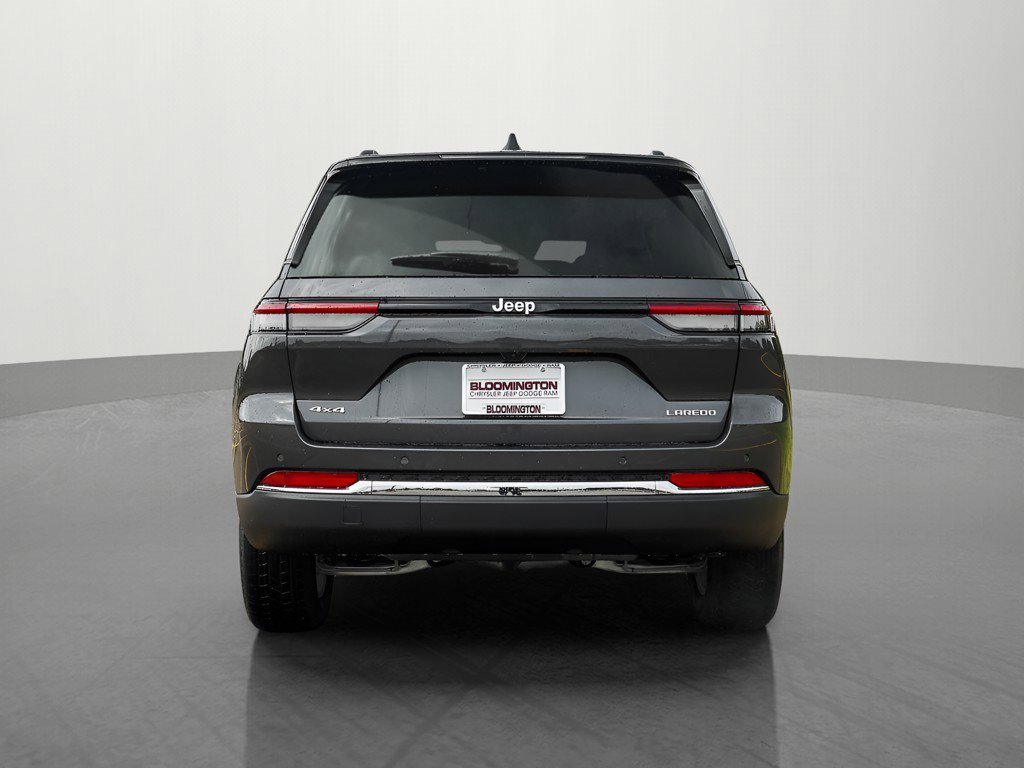 New 2025 Jeep Grand Cherokee Laredo X w/ Luxury Tech Group I image 4