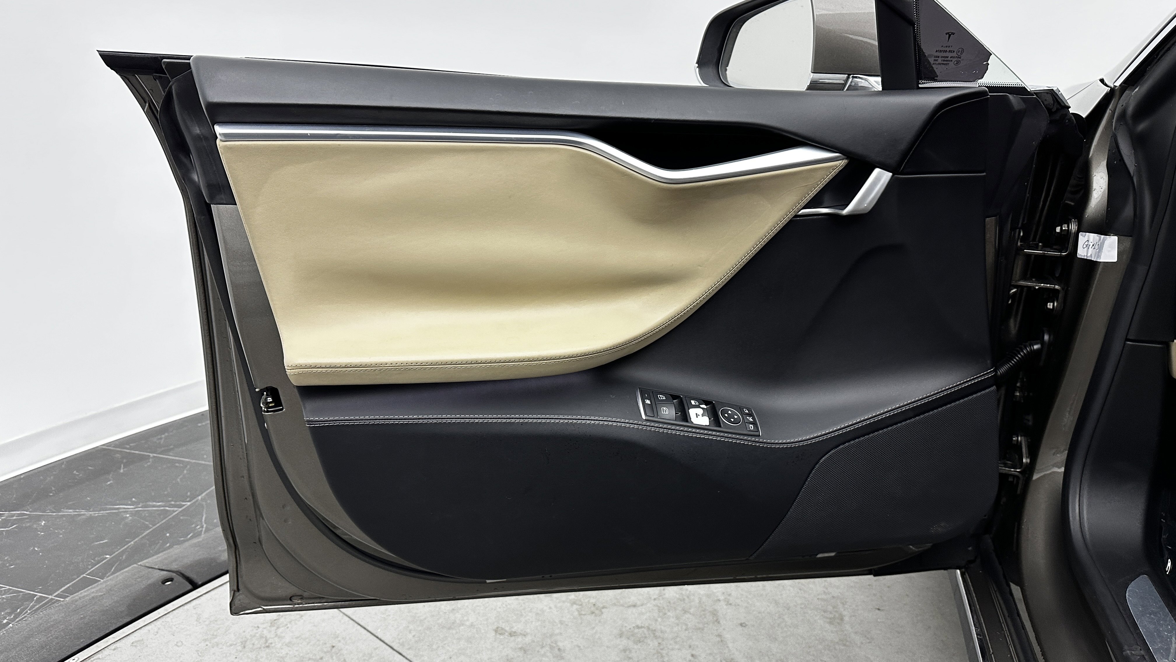 Used 2016 Tesla Model S 75D image 10