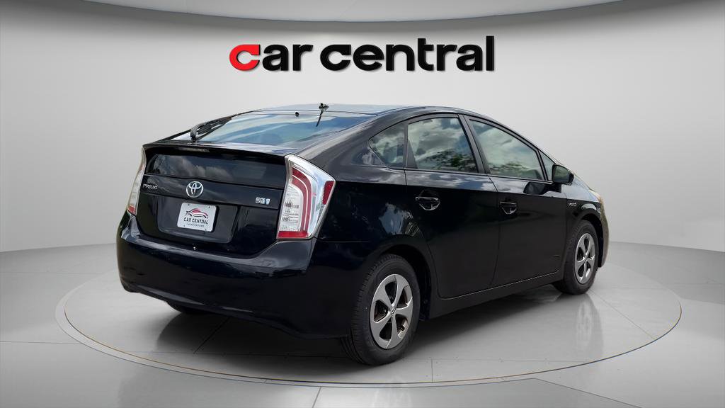 Used 2012 Toyota Prius Two FWD image 6