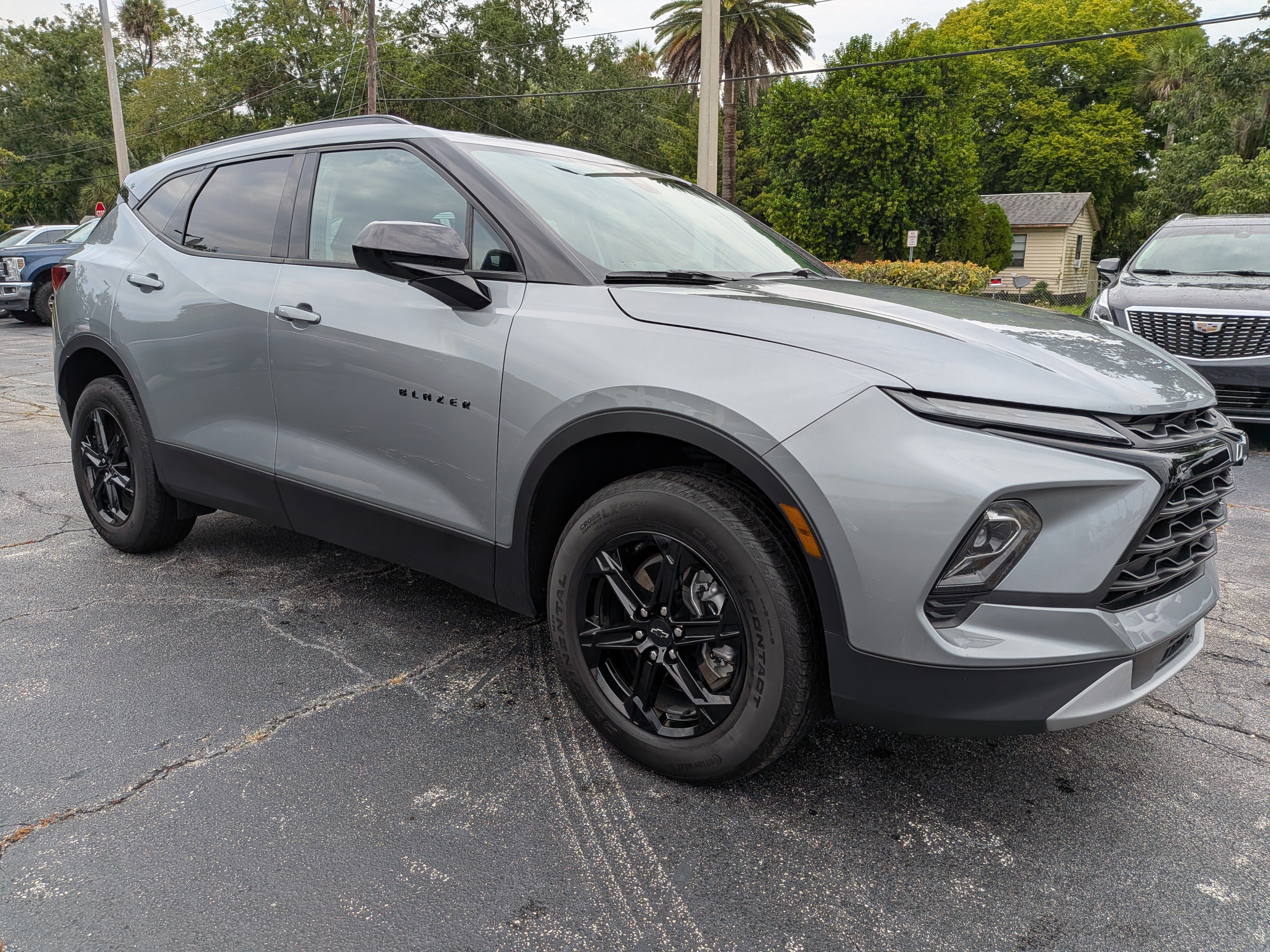 Certified 2024 Chevrolet Blazer LT w/ Midnight/Sport Edition FWD image 2
