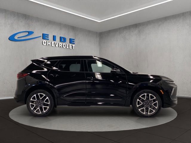 New 2026 Chevrolet Blazer RS w/ Driver Confidence II Package video 2
