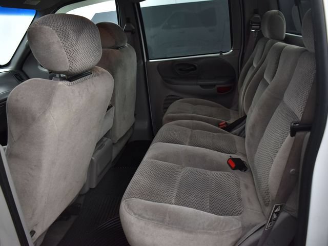 Used 2001 Ford F150 XLT AWD/4WD image 15