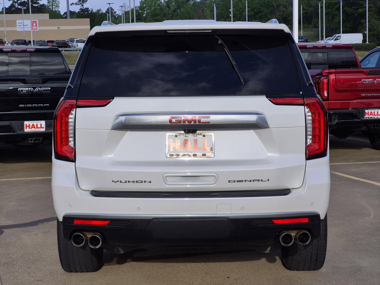 Certified 2021 GMC Yukon Denali w/ Denali Premium Package AWD/4WD image 5