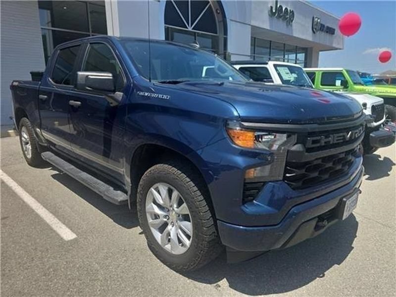 Used 2022 Chevrolet Silverado 1500 Custom AWD/4WD image 39