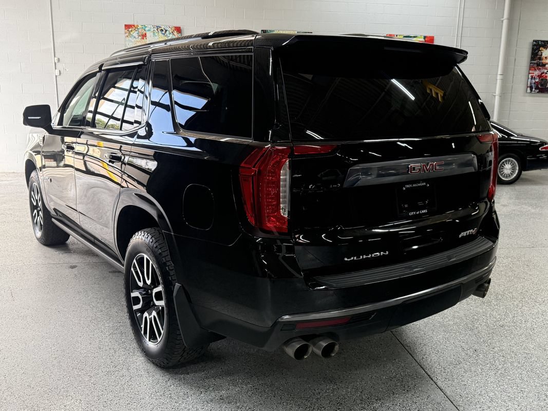 Used 2023 GMC Yukon AT4 w/ Technology Package AWD/4WD image 5