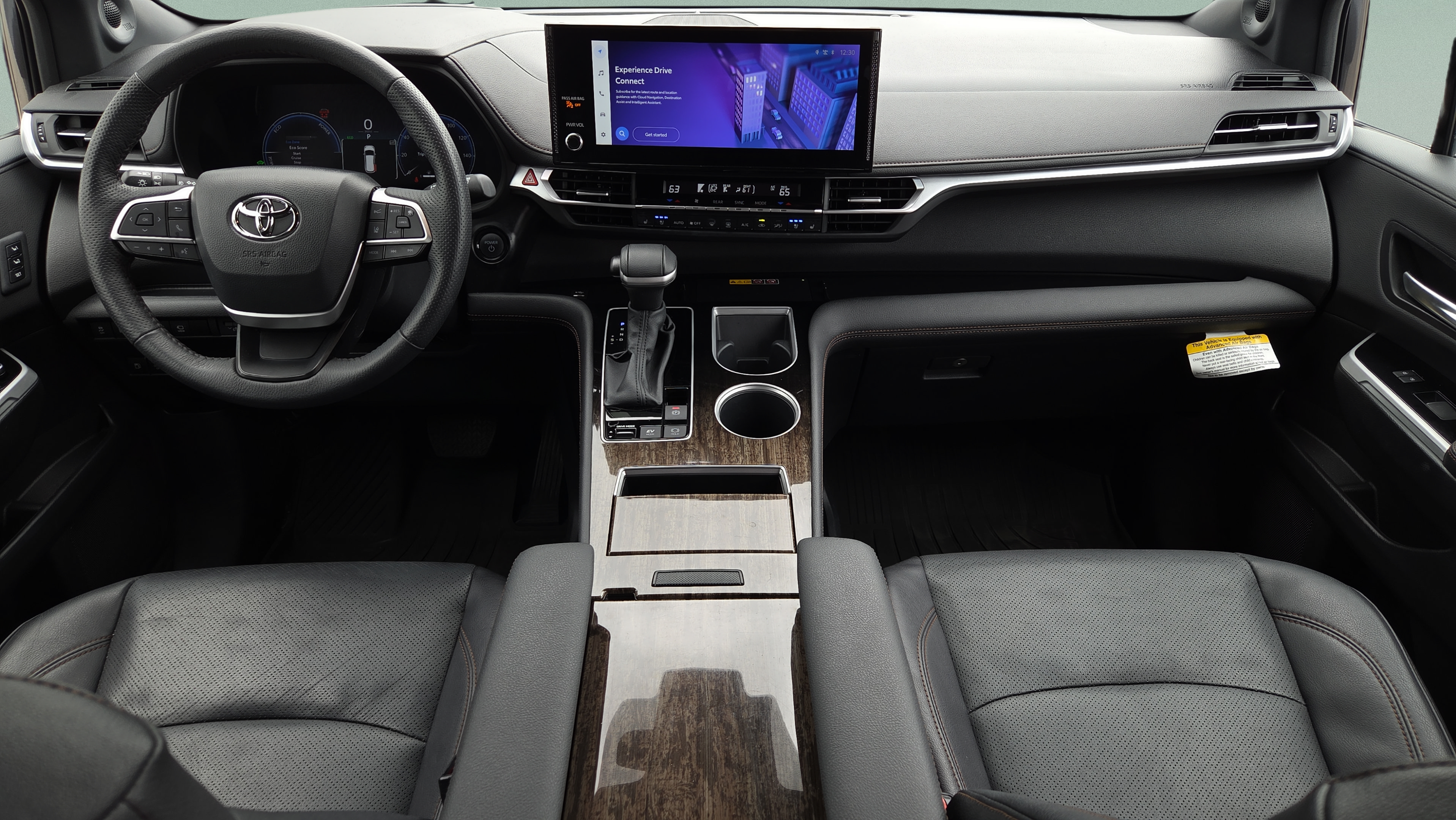 Certified 2025 Toyota Sienna Platinum AWD/4WD image 16