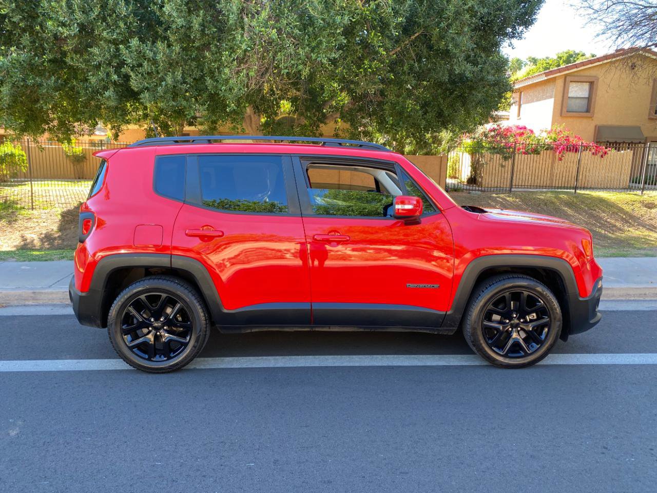 Used 2018 Jeep Renegade Altitude w/ Popular Equipment Group image 6