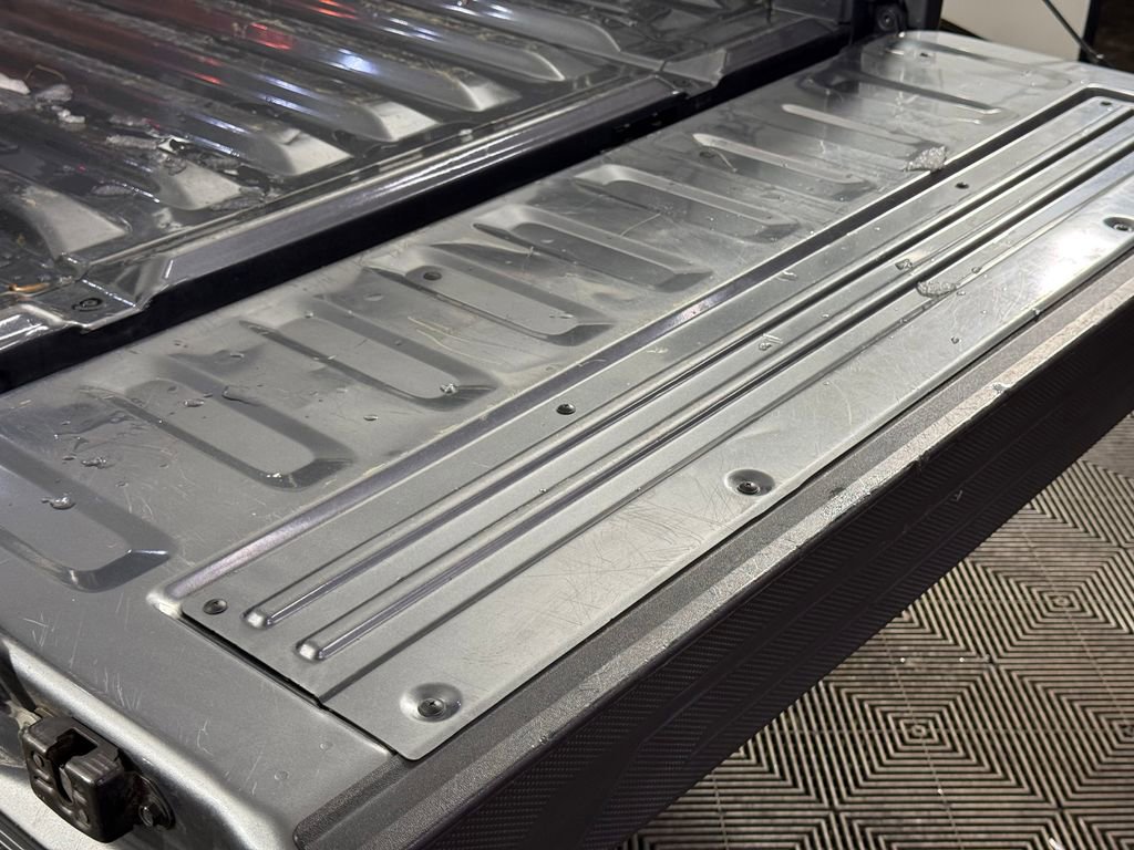 Used 2023 Nissan Frontier SV w/ Midnight Edition Package image 32