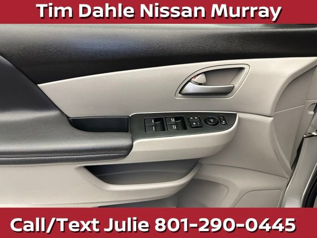 Used 2012 Honda Odyssey EX image 22