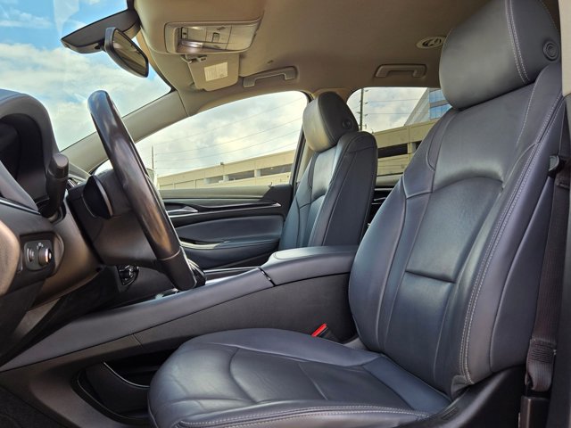 Used 2020 Buick Enclave Essence image 10