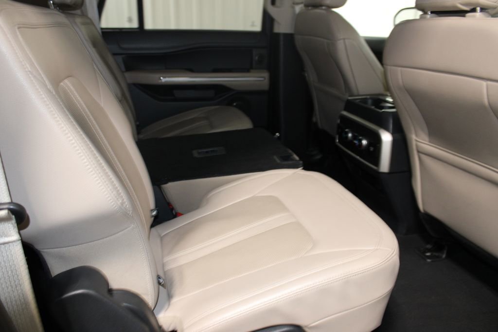 Used 2024 Ford Expedition Max Limited image 32